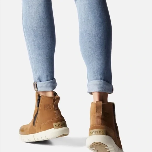 Sorel Brown Suede Ankle Boots with Cream Sole - Picture 7 of 7